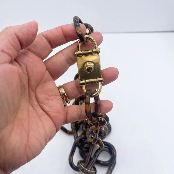 Michael Kors Faux Tortoise Resin Graduated Chain Link Brown Necklace - Picture 3 of 6